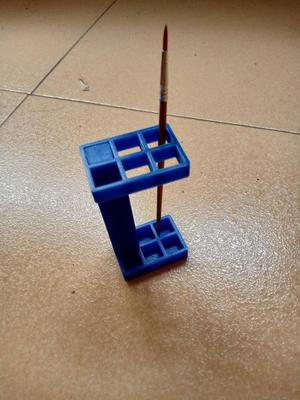 Cubistand Brush Holder Remix