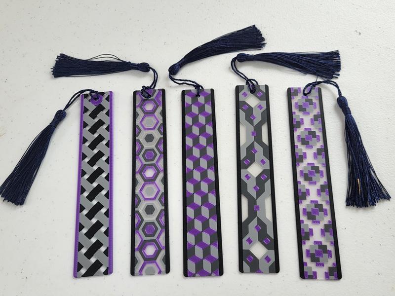 Multicolor Patterned Bookmarks