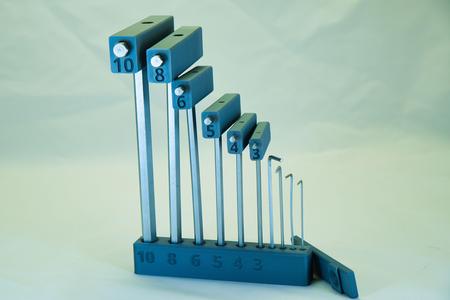 Ergonomic handles for Hex key tool