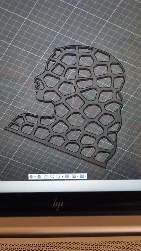 Sillhoutte woman voronoi