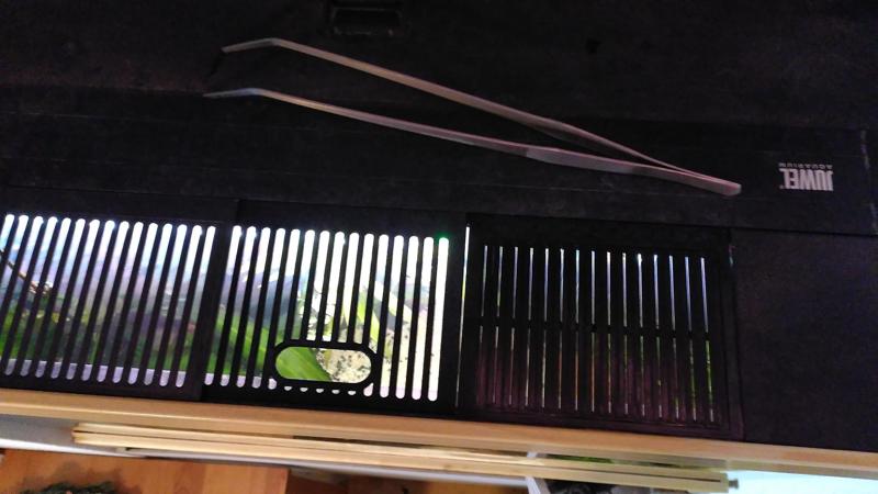 Modular lid/cover system for JUWEL RIO 125 LED Aquarium