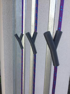 Y-hook with rope