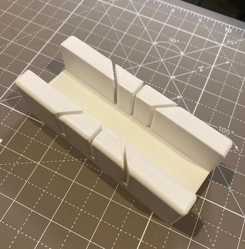 Small Mitre / Miter Box (1 inch / 26mm)