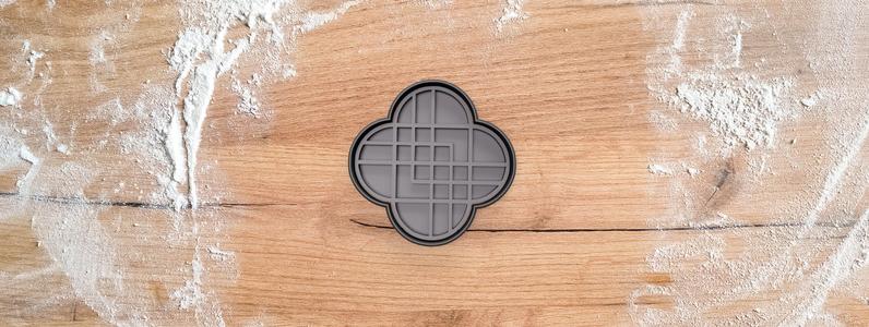 Huntrix cookie cutter from Kpop Demon Hunters