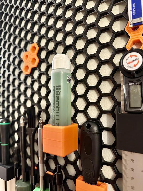 Bambu lab 3D Printing Adhesive Honeycomb Wall Holder