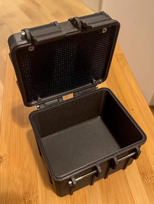 Rugged Dry Box for Granulated Materials