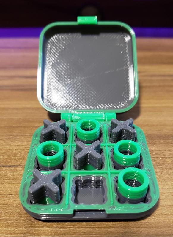 Print in place Tic-Tac-Toe Keychain