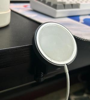 Magsafe holder(30mm table)