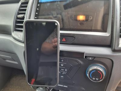 Cd Player Cellphone Bracket for T6 Ford Ranger-Everest