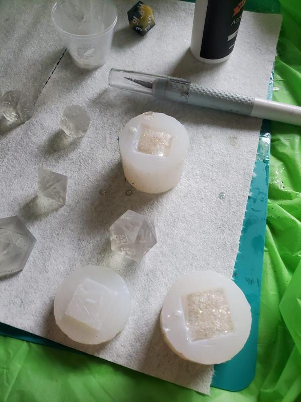 Resin And or FDM(havent tried FDM yet) Molds to make DND Dice