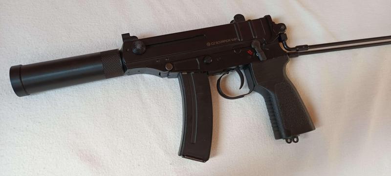 Airsoft vz.61 AEP over-barrel / integral suppressor