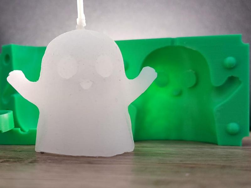 Cute Ghost Candle Mold – 4 Spooky Variations