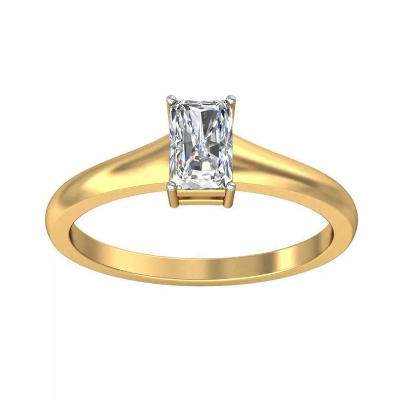 Elegant Gold Band with Solitaire Diamond