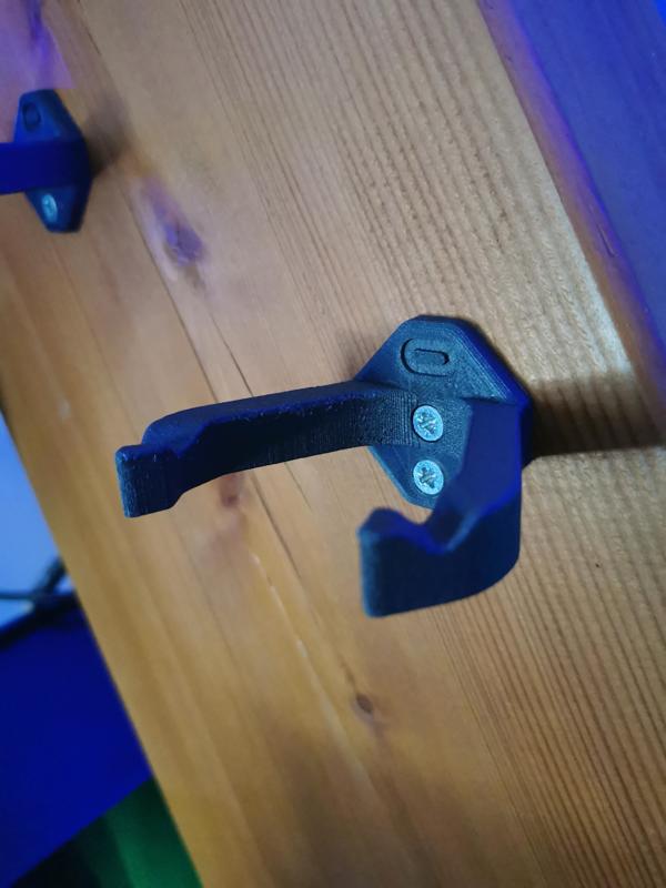 Oculus Rift support handles
