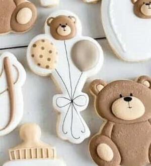 Balloon Cookie Cutter with Teddy Bear