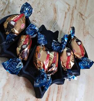 Bat Saucer for Halloween