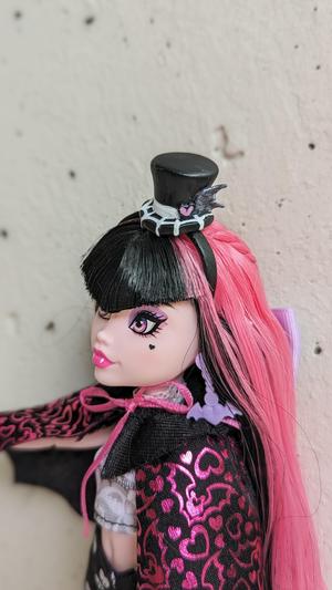 Draculaura Monster High Circus Hat Draculaura Monster High