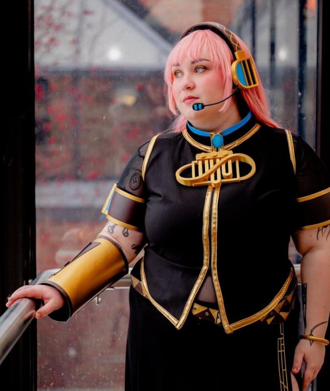 Megurine Luka - Chest Piece