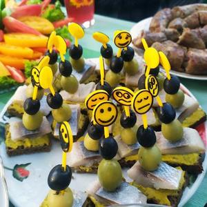 Canape (cocktail stick) SMILES