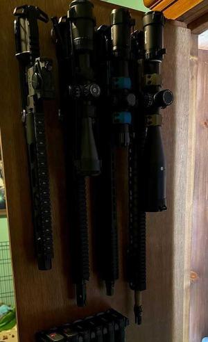 AR 10/15 Upper Hanger