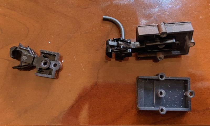 Kadee Boxen: 820 & 821