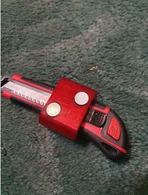 Cutter holder