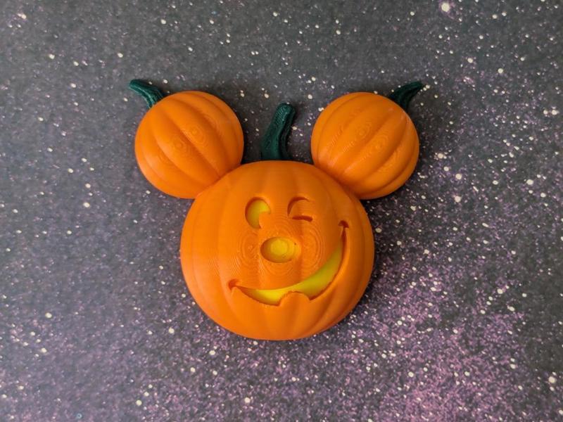 Mickey Pumpkin Magnet