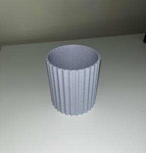 Plant Pot with Secret Drip Tray