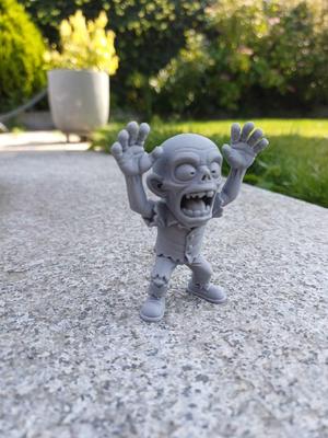 “Hands-Up Screamer” - Cartoon Zombie