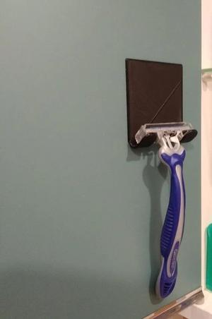 Blue3 disposable razor   