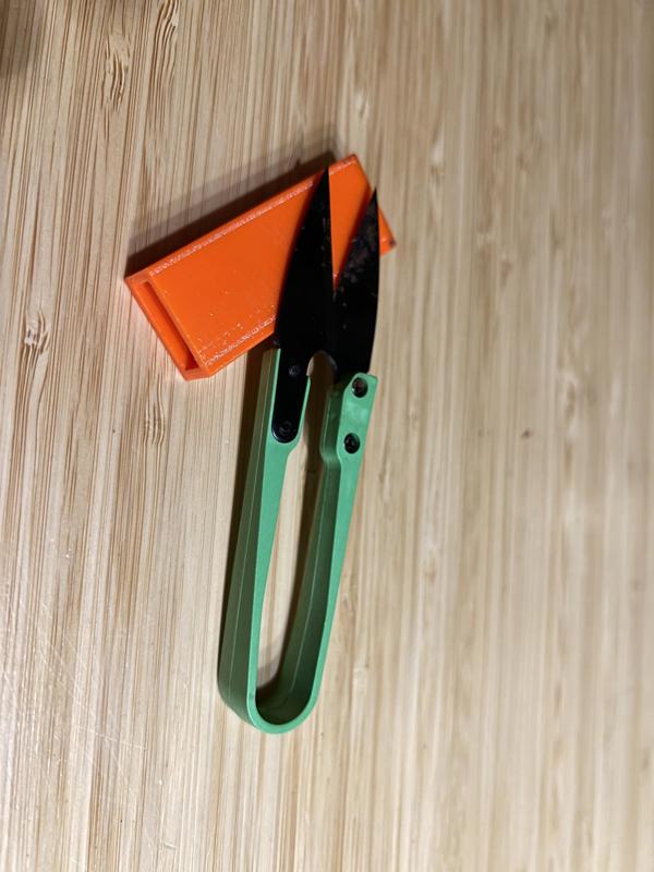 Plant scissors protector