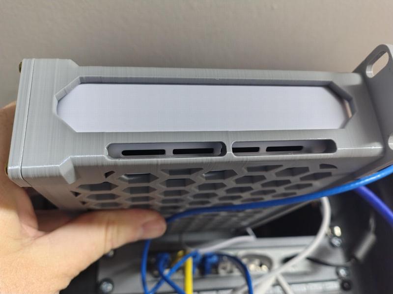 UCG-Fiber 10" rack mount - remix with vents