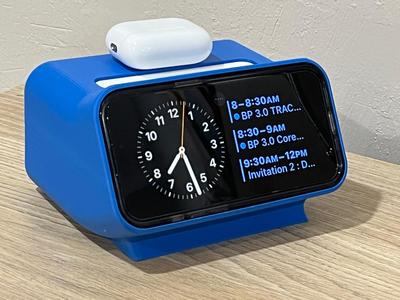 iPhone 15 , AirPods and Apple Watch Charging Dock