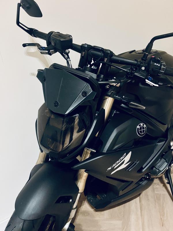 Wind guard for BMW S1000R