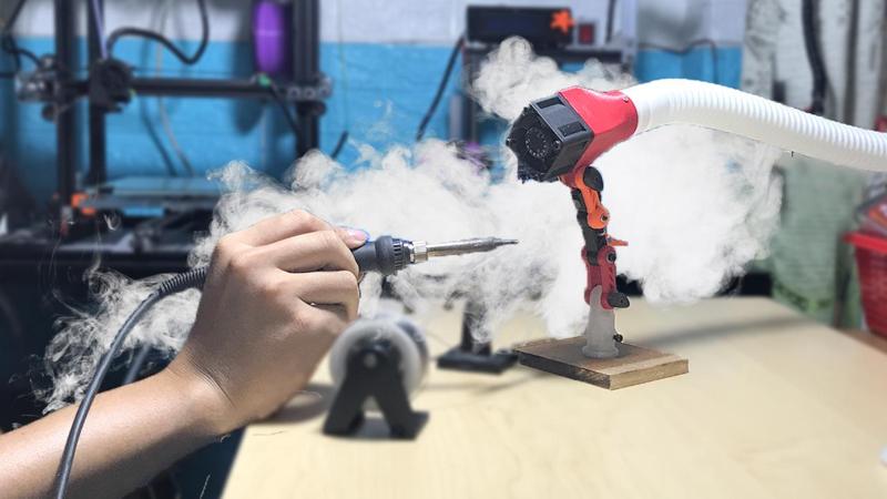 solder fume extractor