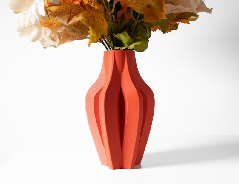 The Kasia Vase, Modern and Unique Home Decor for Dried and Preserved Flowers
