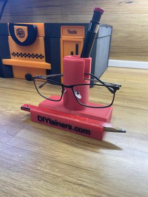 Woodworker Glasses Holder