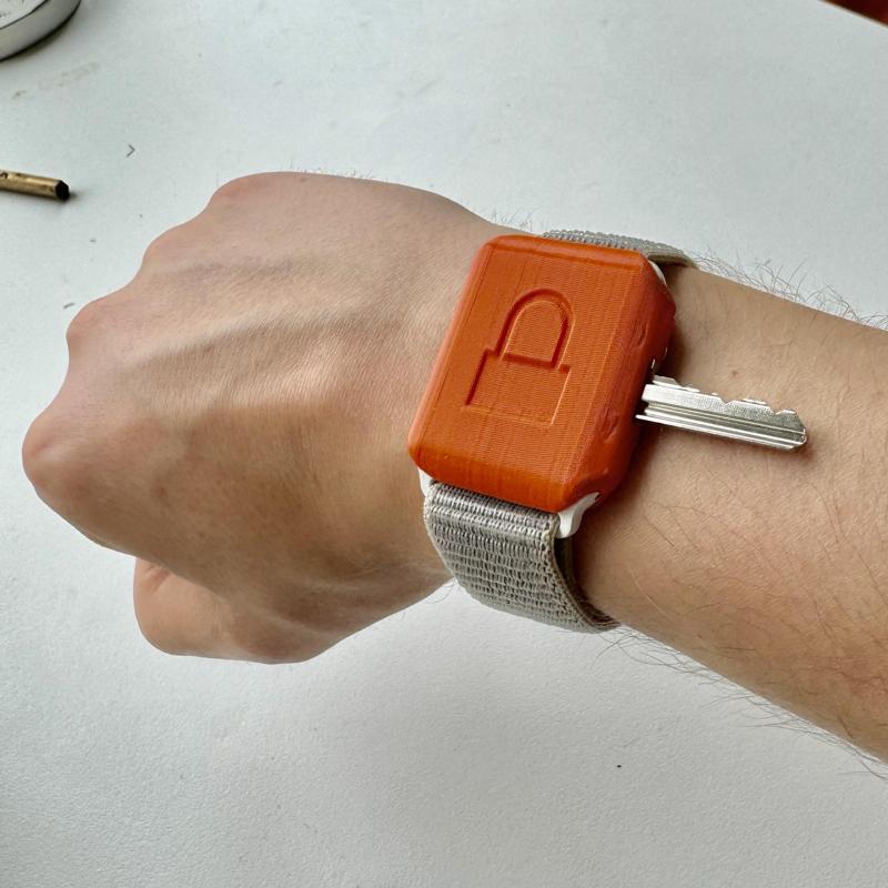 Apple Watch Gym Key Holder
