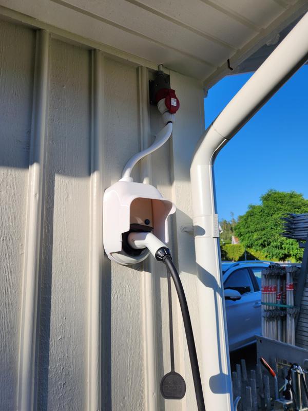 go-e Charger HOMEfix and HOME+ sun-visor