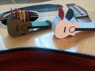 Acoustic Guitar Pickholder
