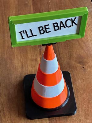 Foldable traffic cone with Sign (used for van life)