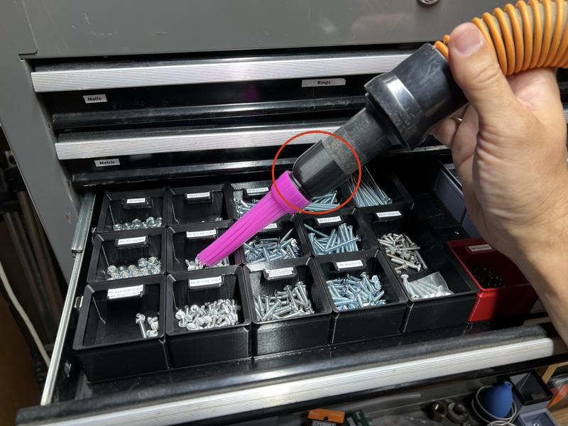 Adaptor: garden hose (GHT/NHT 3/4-11.5) male to small shop vac female