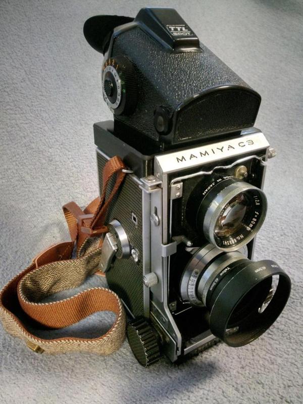 Mamiya C-series adapter for Kiev88/Salyut prism viewfinders