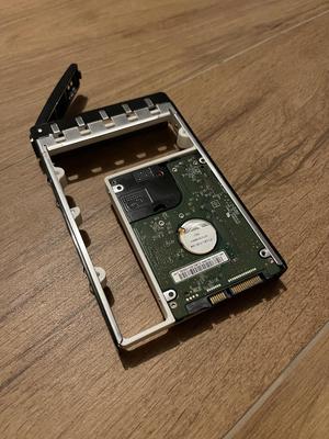 2.5" to 3.5" drive adapter for 9.5mm drives