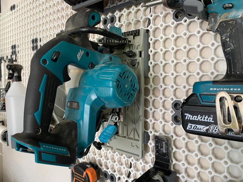 Makita DHS680 Multiboard Mount