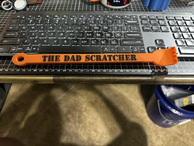 "Dad Sized" back scratcher