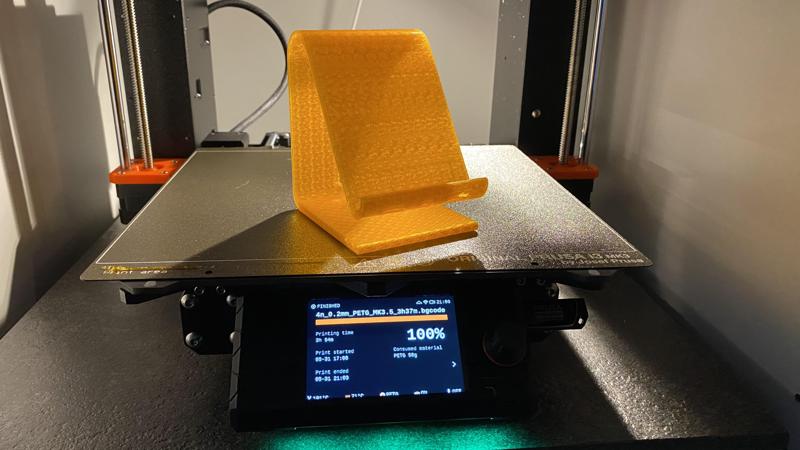 iPhone Stand. falco*sign.