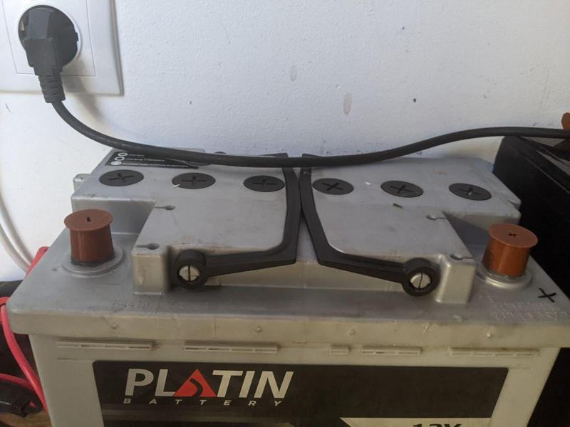 Car battery pole caps