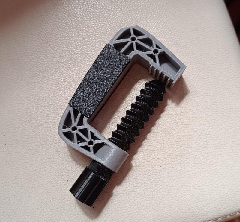 Logitech Wheel Clamp with screw