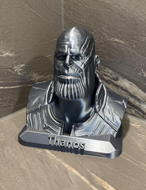 Thanos Bust - base+lettering